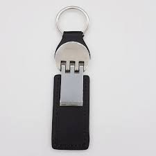 Genuine Leather Keychain with Metal Hook – Stylish Key Holder