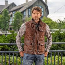 Men’s Brown Leather Utility Vest